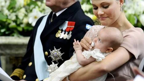 Om Estelle kommer att bli regent i framtiden kan man förstås inte veta. Mycket kan hända i Sverige på ett halvsekel.