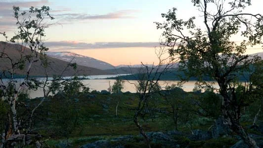 De stora sjöarna i väster andas genuinitet och oantastbarhet.