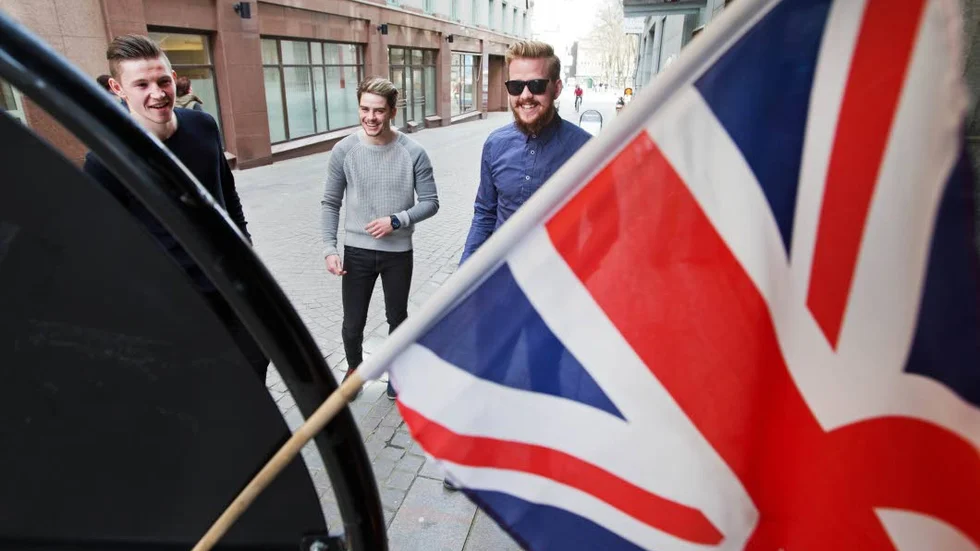 Brittiskt. Josh Bragg, Ryan Binns och Dominic Furness ger Fc Linköping City en engelsk touch.