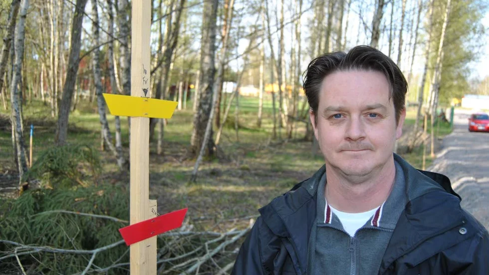 Willy Carlsson bygger hantverkshus i Ubbarps indudtriområde i Mantorp.