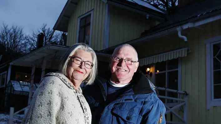 Renoveringsobjekt. För fyra år sedan köpte Maud och Ingolf Svahn ett litet fallfärdigt hus i Valdemarsvik. Nu är det både större och finare.