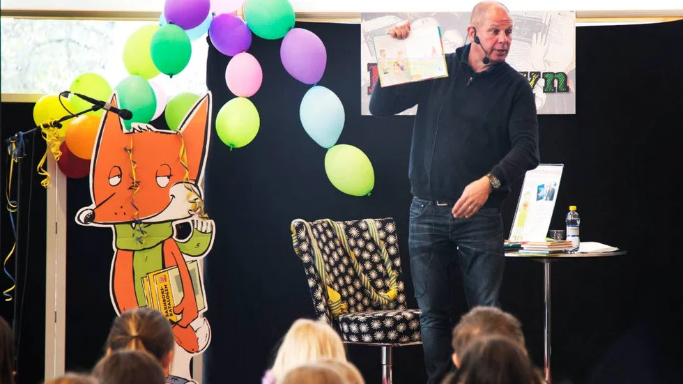 Fint författarbesök. Petter Lidbeck framträdde inte mindre än fyra gånger på Barnens bokens dag.