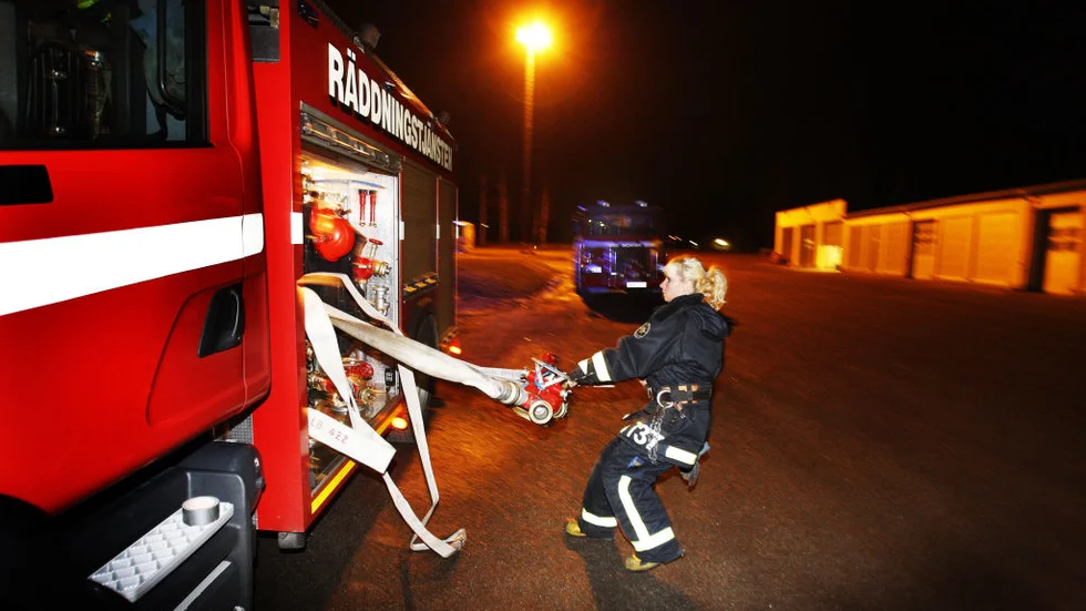 Sedan årsskiftet larmas Räddningstjänsten bara när patientens tillstånd bedöms som livshotande. Foto: PETER JIGERSTRÖM