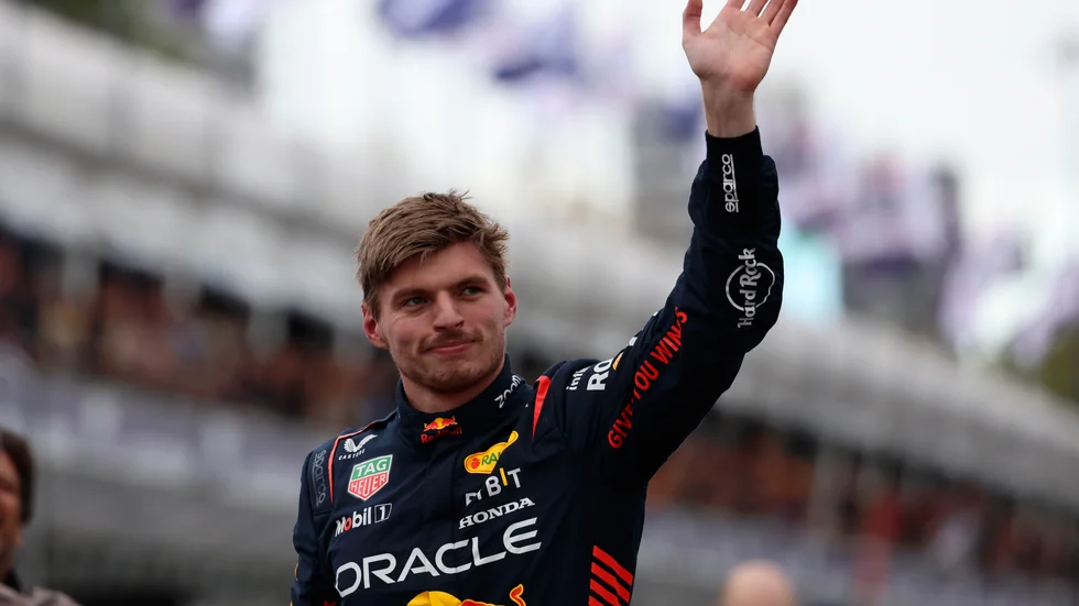 Red Bull-föraren Max Verstappen vann Australiens GP efter ett dramatiskt lopp.