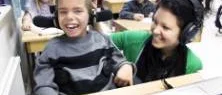 Albin, 8 - en i gänget i klassrummet