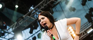 En pigg och energisk Miss Li