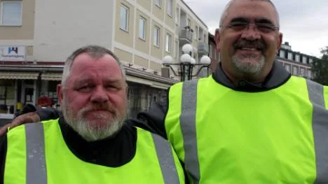 Tommy Krigsman (tv) , MMCK, tycker att kommunen borde komma ihåg ett sådant väl etablerat evanemang som klubbens midnattssolsträff.