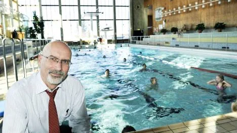 "Snart är det semestertider. Se din egen kommun med nya ögon och gör vad som erbjuds på orten. Bra tips för billig semester", säger Johan Sundberg, konsumetvägledare Luleå kommun.