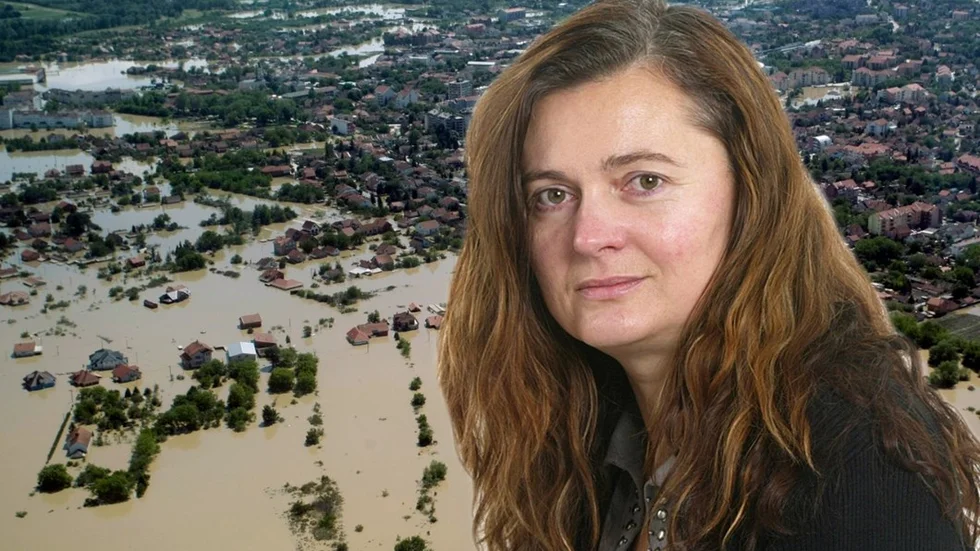 A flooded area is seen in Obrenovac, some 30 kilometers (18 miles) southwest of Belgrade, Serbia, Monday, May 19, 2014. Belgrade braced for a river surge Monday that threatened to inundate Serbia's main power plant and cause major power cuts in the crisis-stricken country as the Balkans struggle with the consequences of the worst flooding in southeastern Europe in more than a century. At least 35 people have died in Serbia and Bosnia in the five days of flooding caused by unprecedented torrential rain, laying waste to entire towns and villages and sending tens of thousands of people out of their homes, authorities said. (AP Photo)