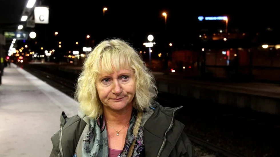 Lena Micko anser inte att hon behöver skatta för sin användning av hockeykortet i Cloetta center.