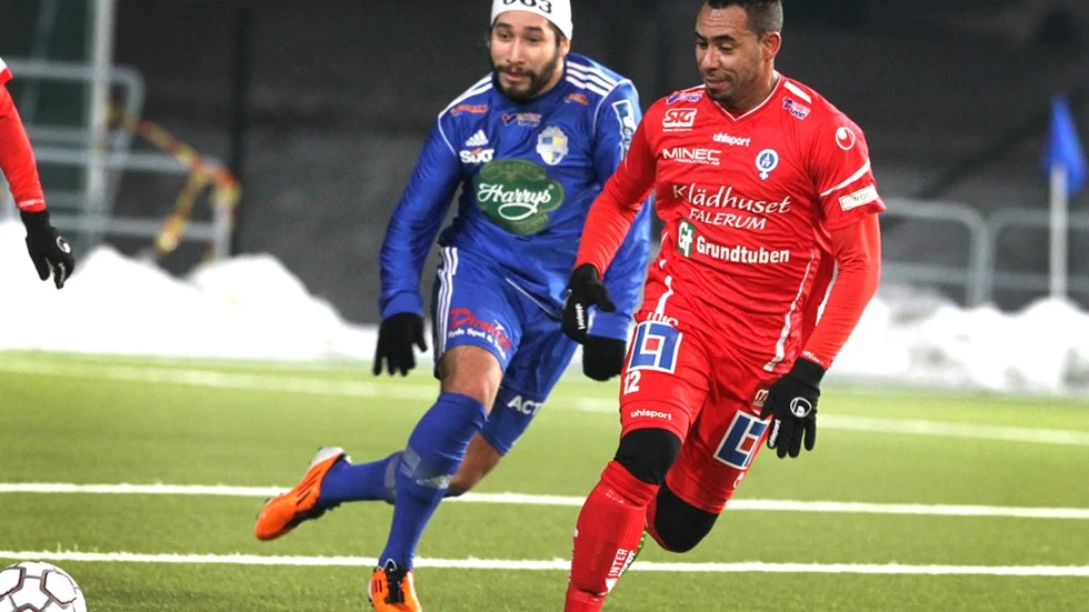 ÅFF-Linköping City
Röd Bruno Marinho