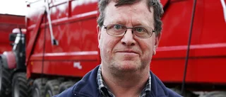 Med traktor och vagn till Skåne