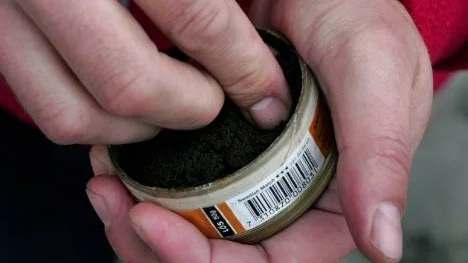 Smugglingshärvan uppdagades då finska myndigheter fattade misstanke om att det såldes snus i Finland, vilket enligt ett EU-beslut är förbjudet enligt lag.  FOTO: scanpix