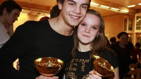 Samuel Higberg och Anna Fors gjorde rent hus i juniorklasserna - och avslutade med att slå hela vuxna eliten vid DM-buggen.