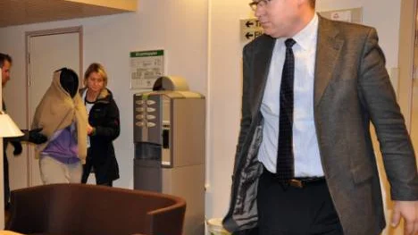 Advokat Magnus Müchler försvarar den 21-åriga kvinnan som nekar till brott.FOTO: Marie Ridderström