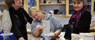 Elever och lärare rasar