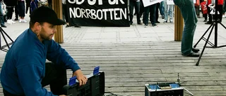 Sd möttes av burop