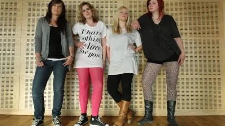 Tillbaka på hemmaplan.  Tjejerna i Rewind bor numera i Stockholm men i fredags återvände de till Luleå och rockgalan "Shout out night".
