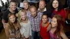 Årets Diggiloo-gäng, från vänster: Magnus Carlsson, Charlotte Perrelli, Hilda, Jessica Andersson, Lasse Holm, Magnus Johansson, Linda Bengtzing, Thomas Di Leva och Linda Pritchard.