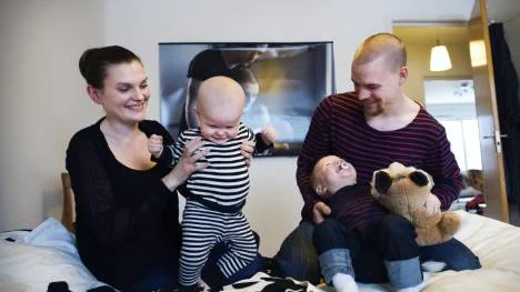 Familjen som börjar på A. Mamma Ariel och dottern Ava. Pappa Albin och sonen Aston.FOTO: Maria Ekman