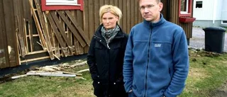 Bilen brakade in i deras hus