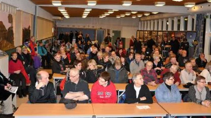 Malmbergsborna fick veta att en uppblockning av takskivan i Fabianhålrummet kommer att ske. Men inte med säkerhet hur eller vad konsekvenserna blir när den rasat.FOTO: Maria Ödalen