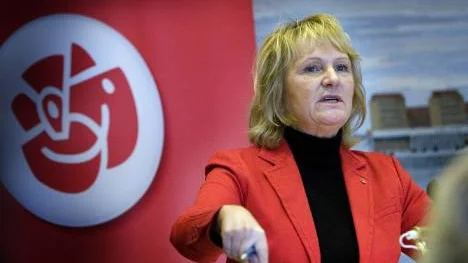 25-27 mars genomför Socialdemokraterna sin extrakongress. Berit Andnor, ordförande i valberedningen, leder arbetet med att vaska fram en ny partiledning. I dag besöker hon Norrbotten.