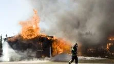 Inferno när Rutvik SK:s klubbhus vid Myggvallen förstördes under torsdagens brand.