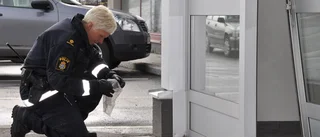 Forcerade dörr och stal elverk