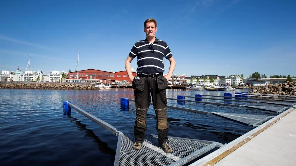 DRÖM BLIR VERKLIGHET. Per Erlandssons idé om att flytta ut Ettans båthamn och bygga bostäder i hamnbassängen är på väg att bli verklighet. När Granecs bygge är klart blir hamnen Norrlands största marina.