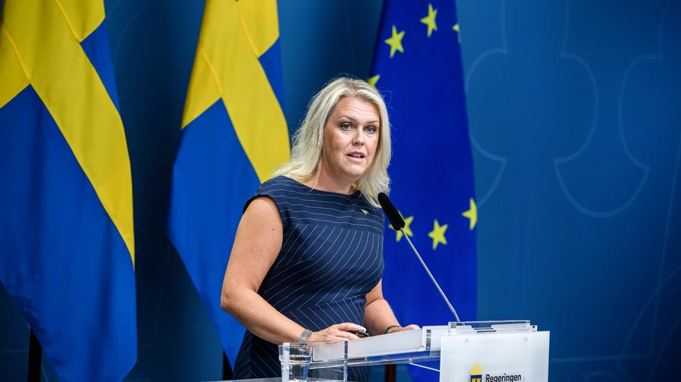 Socialminister Lena Hallengren har kallat till pressträff på torsdagen.
