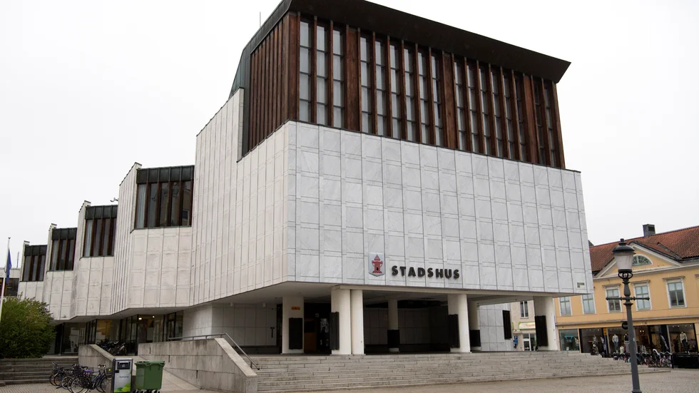 Det är inte säkert att pensionärsgruppens favorit är väljarnas favorit och då får Moderaterna som vanligt lämna w.o till Stadshuset – en dålig vana. Skriver Christer Carmonius (M).
