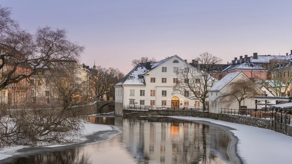 Upplandsmuseet får bidrag från Boverket för att i första hand bygga och reparera byggnaden. 