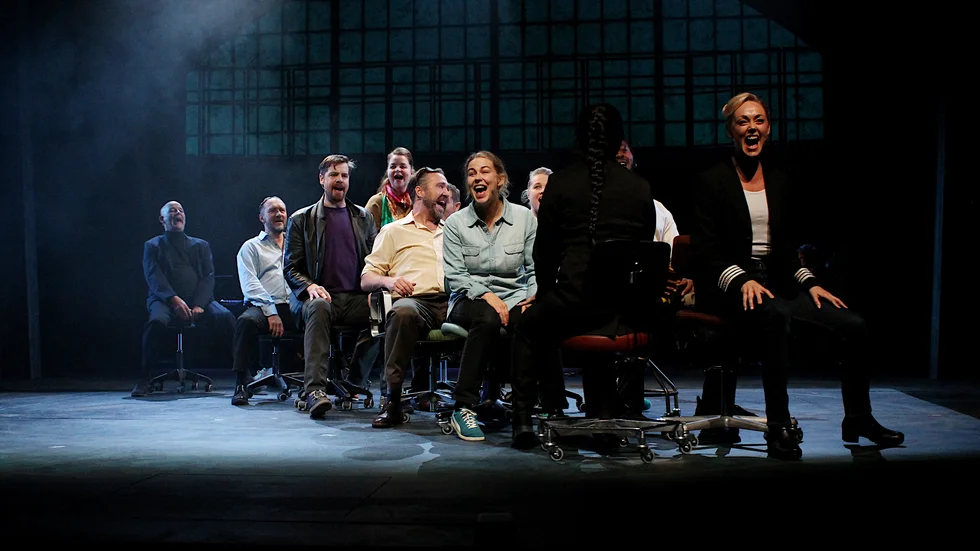 På lördag är det premiär för musikalen "Come from away" på Stora teatern i Norrköping.