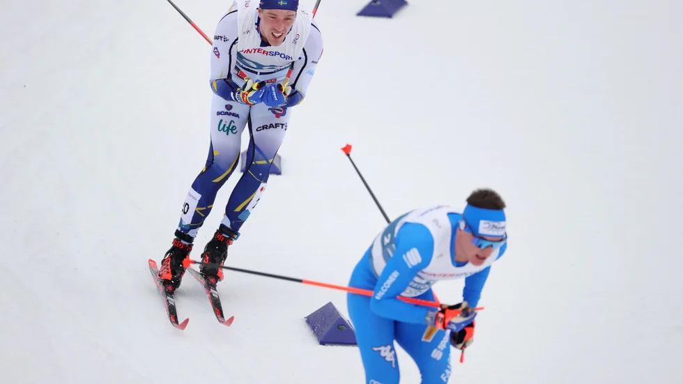 Calle Halfvarsson under skiathlonloppet i tyska Oberstdorf.