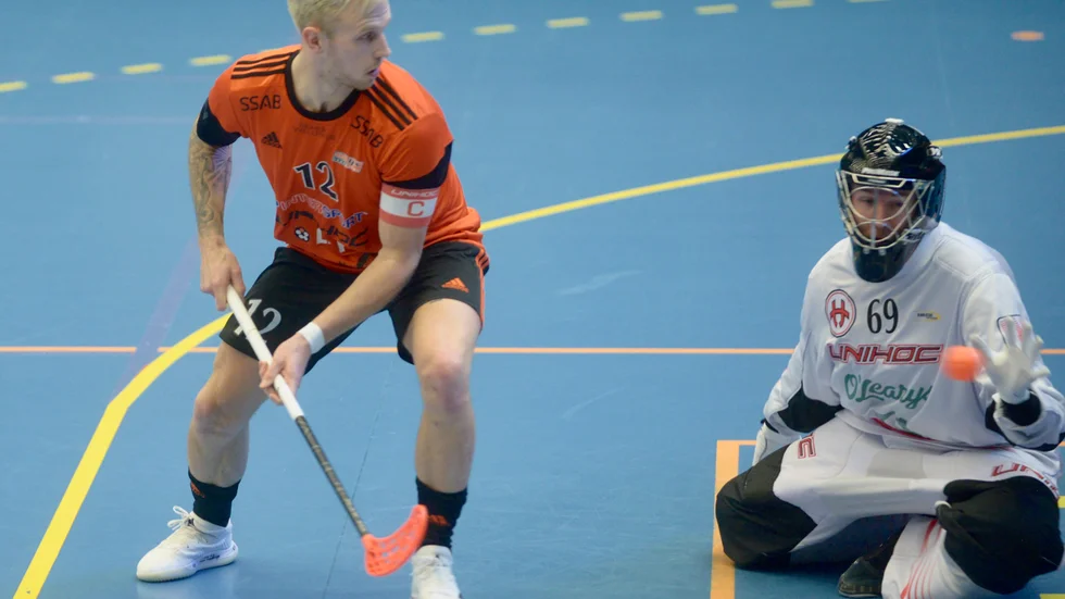 Gustaf Sandberg ville inte se sitt Onyx bli överkört i säsongens sista hemmamatch Han gjorde länge match av det med sina två snygga viljemål. Men det kom ett nytt ras – i powerplay.
