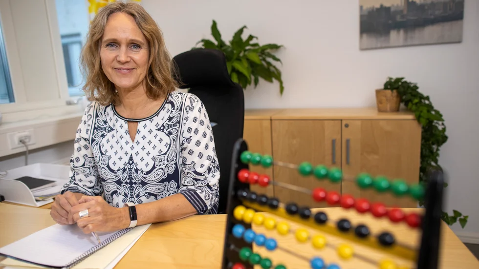 Bodil Hallin jobbar som budget- och skuldrådgivare på Höganäs kommun.