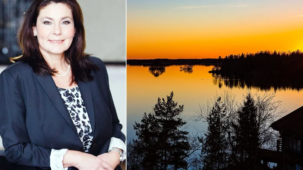 Mäklaren Susanne Feretti konstaterar att kvällssolen norr om Björsund, där hon nyligen förmedlat två fastigheter (båda dödsbon) för 8,5 miljoner kronor, ska vara någonting alldeles extra.