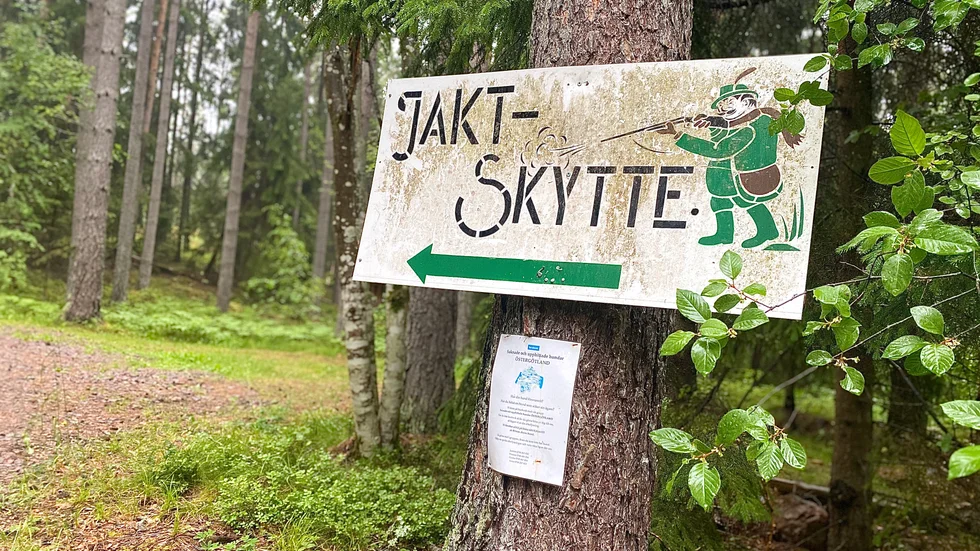 Två närboende till Borensbergs skyttebana har överklagat det föreläggandet om försiktighetsmått, då de inte ansåg det vara tillräckligt.