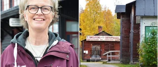 Hon håller guidade turer i en spökstad – intresset är stort: "Någon fällde en tår"