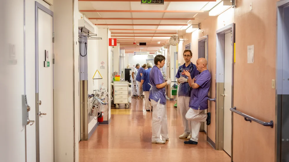 Totalt fyra personer har under fredagen konstaterats bära på sjukdomen covid-19. 