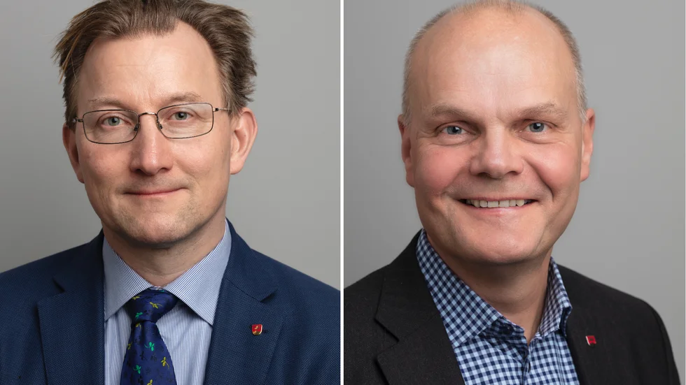 Från årsskiftet tar Klas Bergström (M) över som kommunstyrelens ordförande efter Peter Evansson (S). Vid kommunstyrelsens sista sammanträde för året lämnade Evansson över ordförandeklubban.