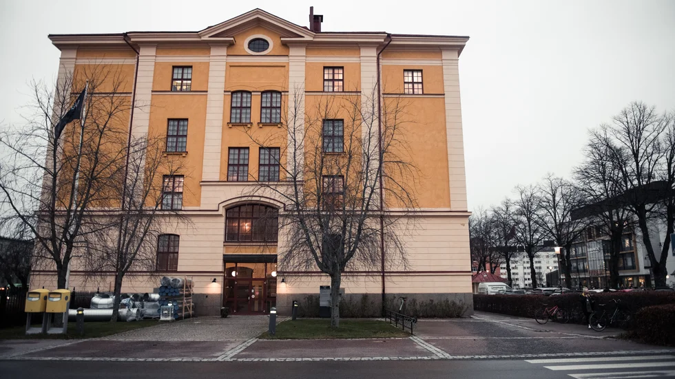Här på Gluntenområdet ligger den privata skönhetsklinik där Vilyam Melki gjort tusentals fettsugningar. Samtidigt har han varit heltidsanställd kirurg och chef på Akademiska sjukhusets thoraxklinik en kort promenad bort.