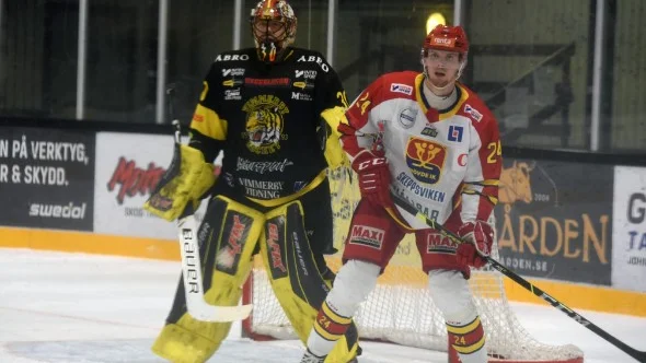 Skövde och Vimmerby möttes i den tionde omgången i Allettan. 