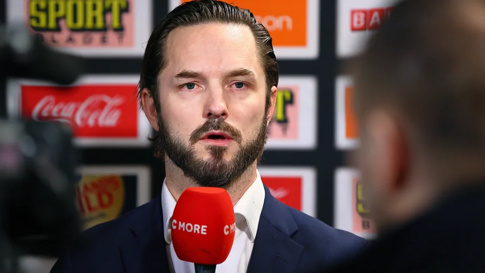 Niklas "Pajen" Persson ville inte kommentera David Rautios vara eller inte vara i Linköping.