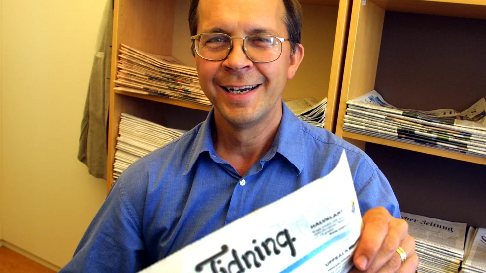 En pojkaktig härförare. Håkan Holmberg på UNT:s redaktion 2001.