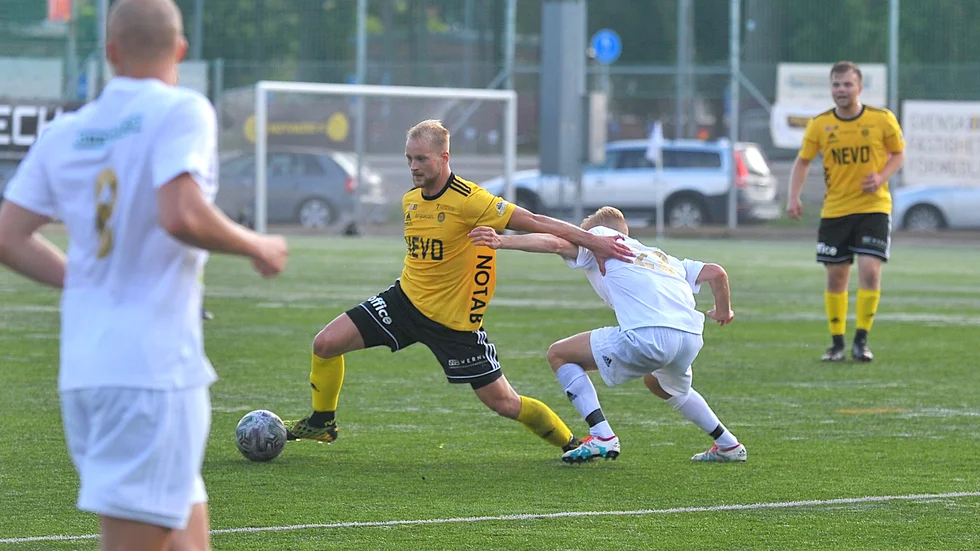  Lucas Lundqvist och hans Notviken fick se gästerna Täfteå kvittera till slutresultatet 1–1 i den andra halvleken.
