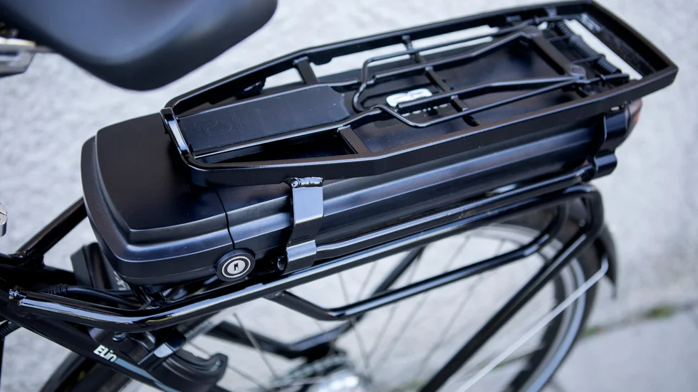 Mannen påstod att han tog hem elcykeln för att han senare skulle lämna in den till polisen.