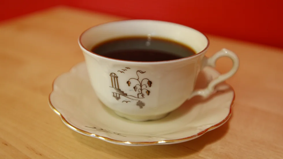 Politiskt förslag: gratis kaffe för att höja arbetsmotivationen.