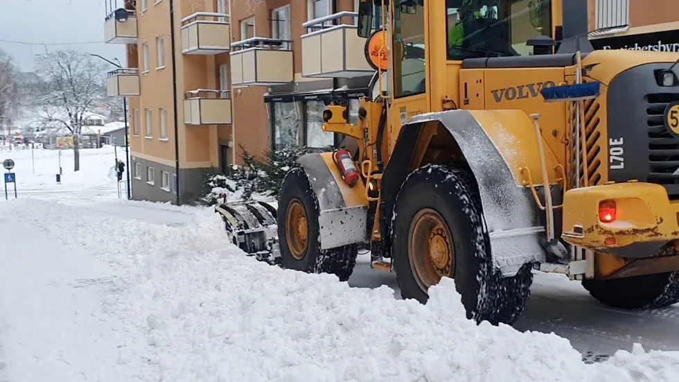Tio till tolv centimeter snö under natten gjorde att snösvängen körde för fullt under torsdagen.